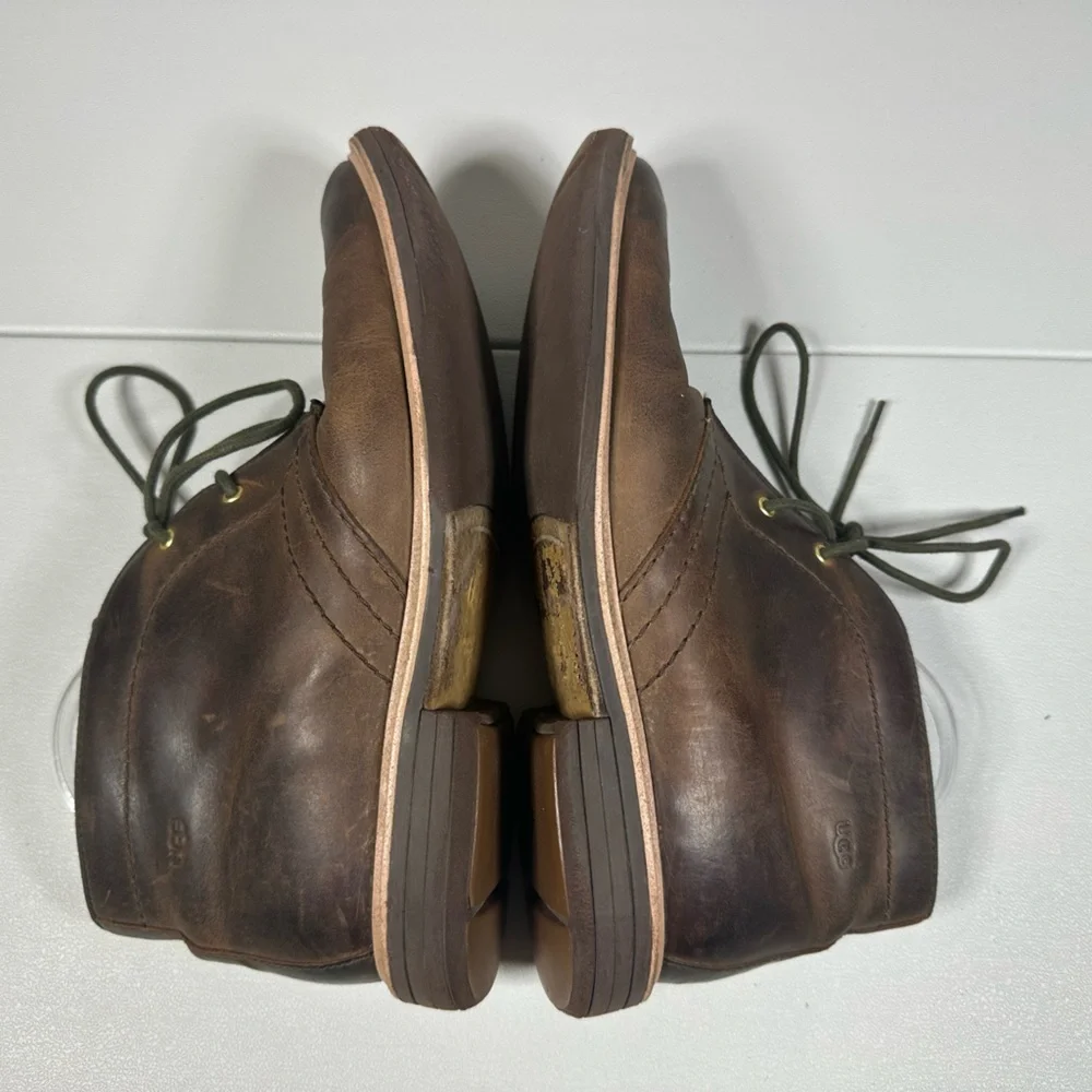 UGG Australia Dagmann Leather Chukka Boots